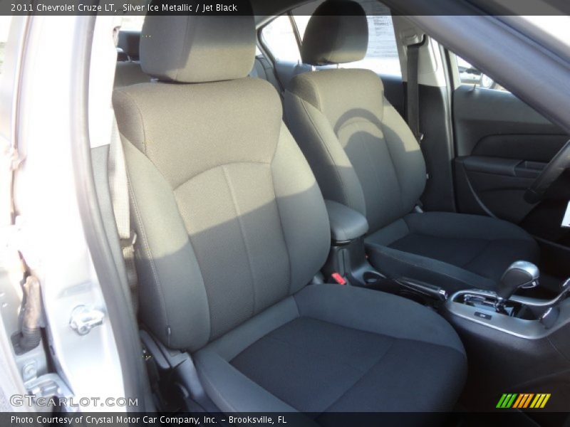 Silver Ice Metallic / Jet Black 2011 Chevrolet Cruze LT