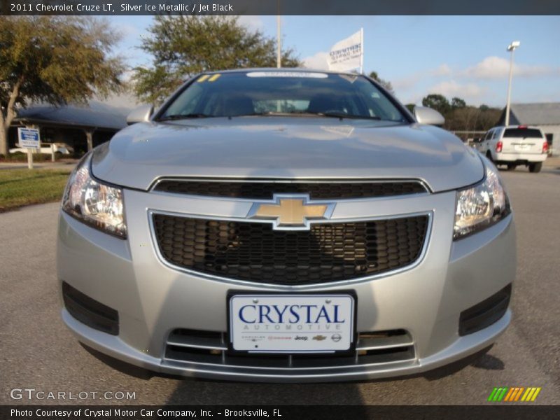 Silver Ice Metallic / Jet Black 2011 Chevrolet Cruze LT