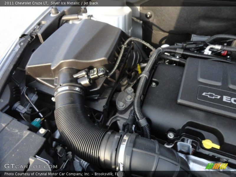 Silver Ice Metallic / Jet Black 2011 Chevrolet Cruze LT