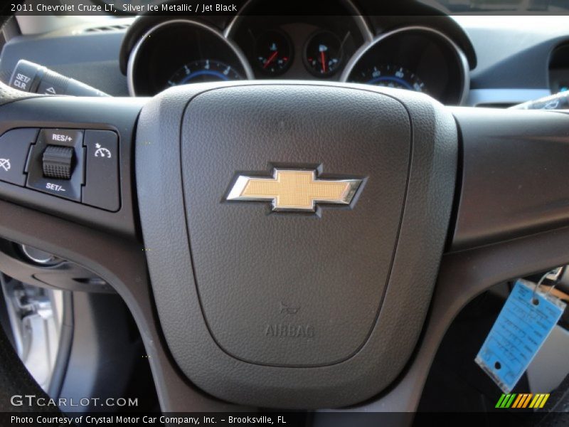 Silver Ice Metallic / Jet Black 2011 Chevrolet Cruze LT