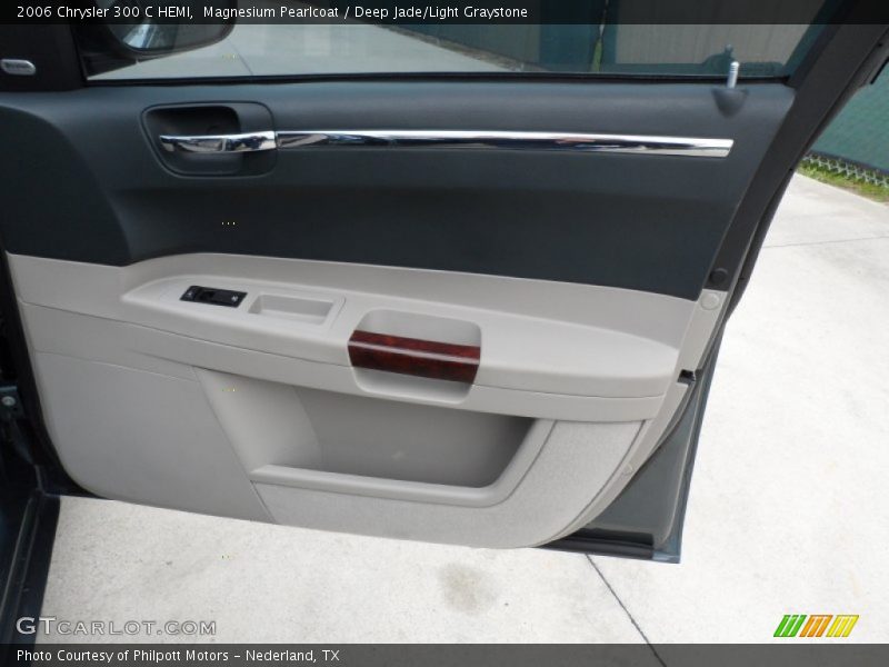 Magnesium Pearlcoat / Deep Jade/Light Graystone 2006 Chrysler 300 C HEMI
