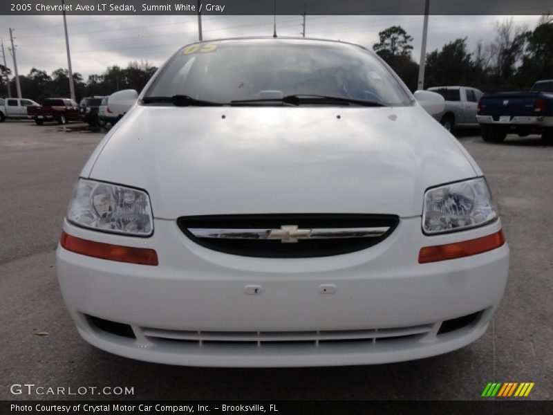 Summit White / Gray 2005 Chevrolet Aveo LT Sedan