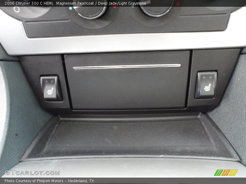 Magnesium Pearlcoat / Deep Jade/Light Graystone 2006 Chrysler 300 C HEMI