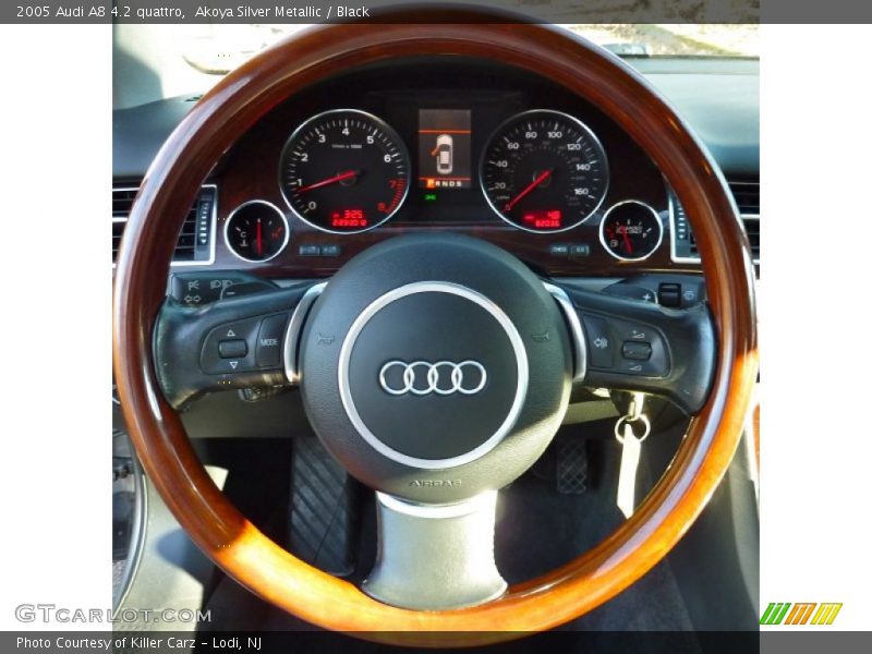 Akoya Silver Metallic / Black 2005 Audi A8 4.2 quattro