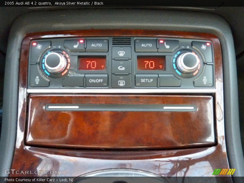 Akoya Silver Metallic / Black 2005 Audi A8 4.2 quattro