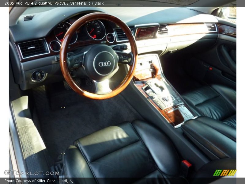 Akoya Silver Metallic / Black 2005 Audi A8 4.2 quattro