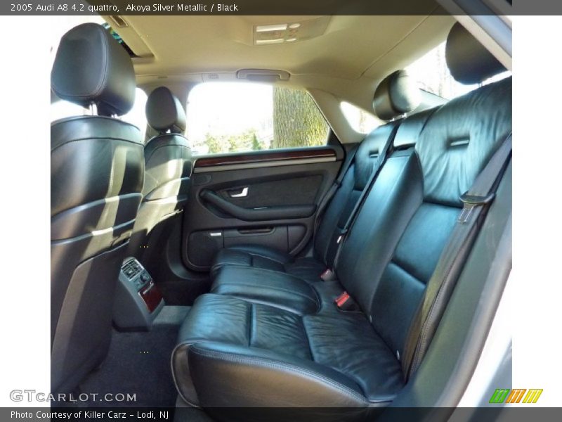 Akoya Silver Metallic / Black 2005 Audi A8 4.2 quattro