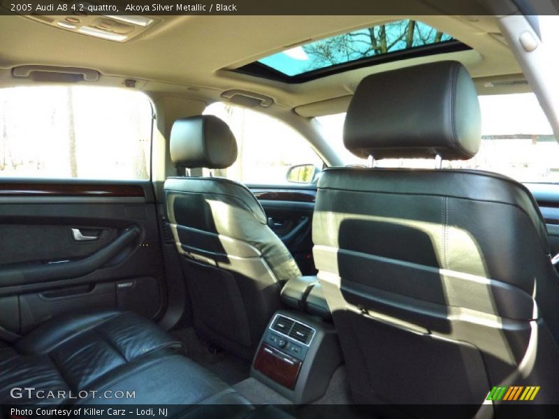 Akoya Silver Metallic / Black 2005 Audi A8 4.2 quattro