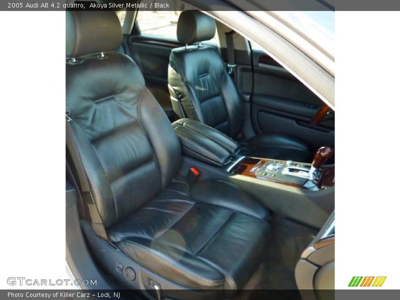 Akoya Silver Metallic / Black 2005 Audi A8 4.2 quattro