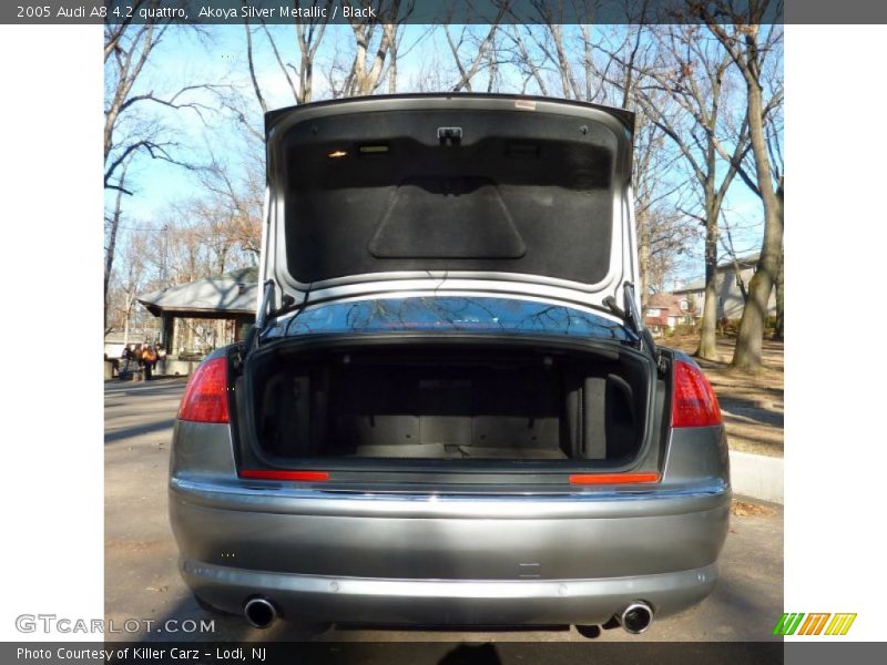 Akoya Silver Metallic / Black 2005 Audi A8 4.2 quattro