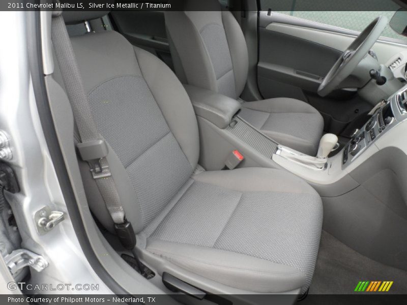 Silver Ice Metallic / Titanium 2011 Chevrolet Malibu LS