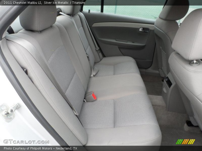 Silver Ice Metallic / Titanium 2011 Chevrolet Malibu LS
