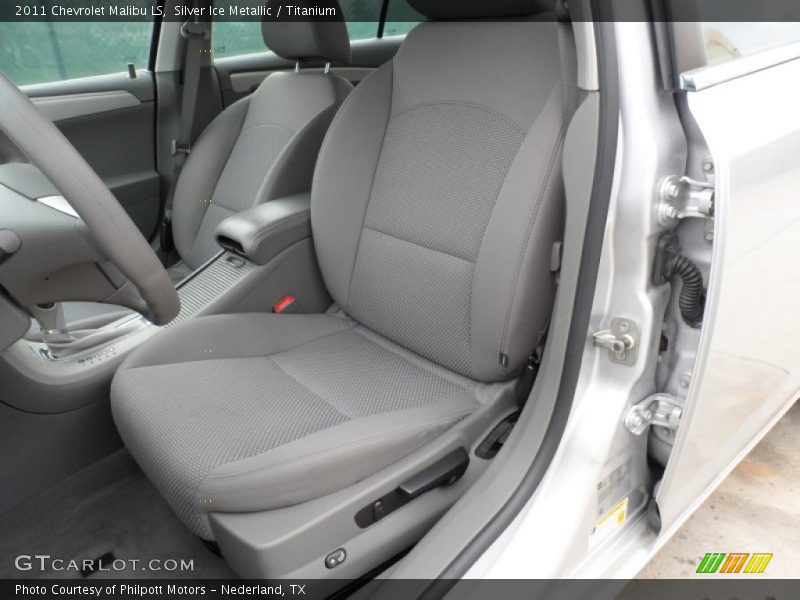 Silver Ice Metallic / Titanium 2011 Chevrolet Malibu LS