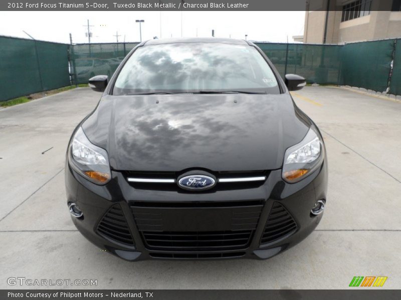 Tuxedo Black Metallic / Charcoal Black Leather 2012 Ford Focus Titanium 5-Door