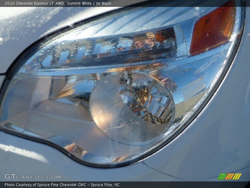 Summit White / Jet Black 2010 Chevrolet Equinox LT AWD