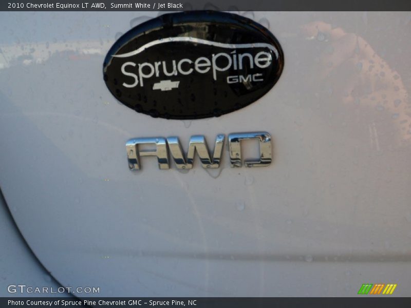Summit White / Jet Black 2010 Chevrolet Equinox LT AWD