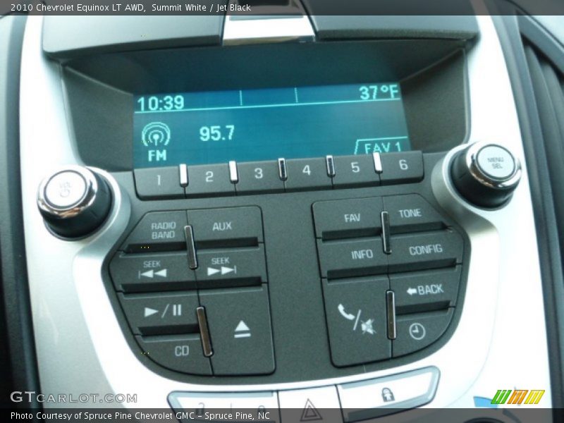 Summit White / Jet Black 2010 Chevrolet Equinox LT AWD