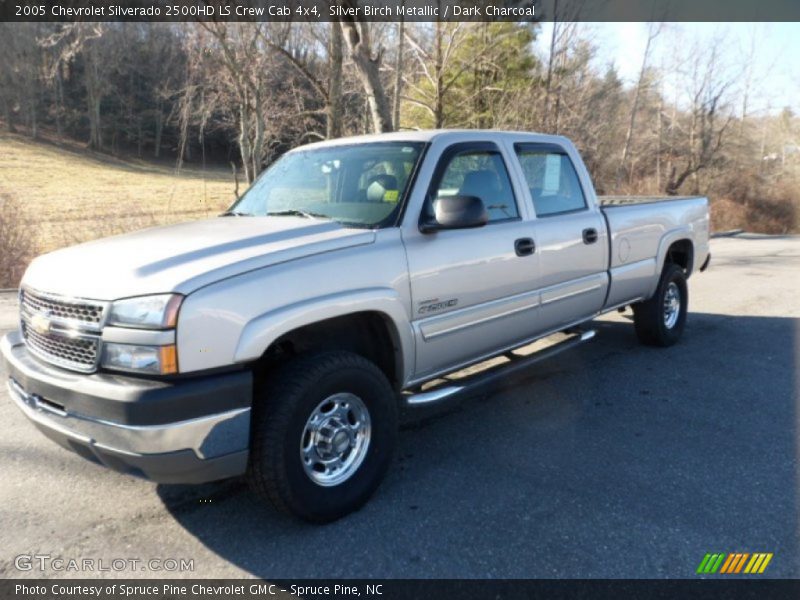 Silver Birch Metallic / Dark Charcoal 2005 Chevrolet Silverado 2500HD LS Crew Cab 4x4