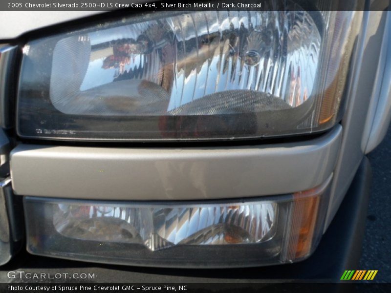 Silver Birch Metallic / Dark Charcoal 2005 Chevrolet Silverado 2500HD LS Crew Cab 4x4