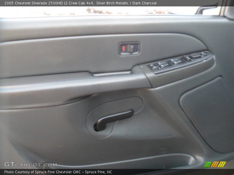 Silver Birch Metallic / Dark Charcoal 2005 Chevrolet Silverado 2500HD LS Crew Cab 4x4