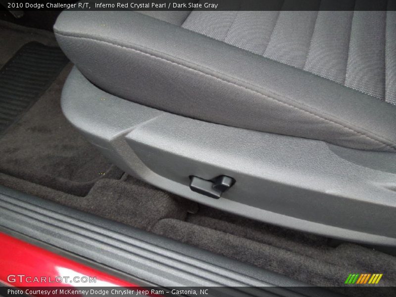 Inferno Red Crystal Pearl / Dark Slate Gray 2010 Dodge Challenger R/T