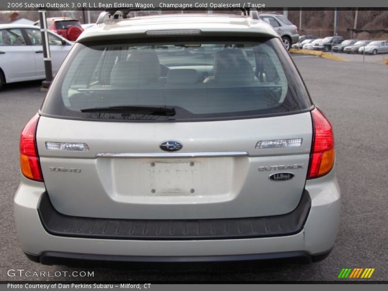 Champagne Gold Opalescent / Taupe 2006 Subaru Outback 3.0 R L.L.Bean Edition Wagon