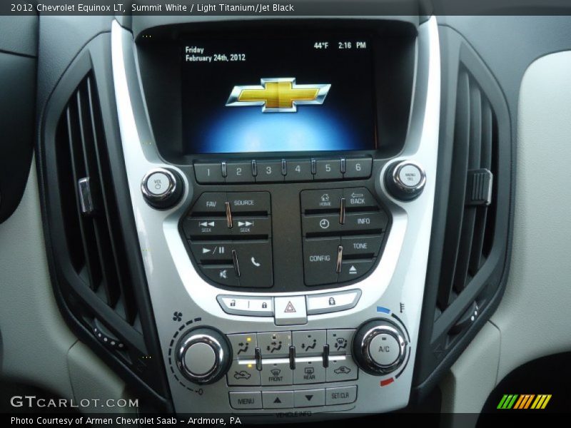 Summit White / Light Titanium/Jet Black 2012 Chevrolet Equinox LT