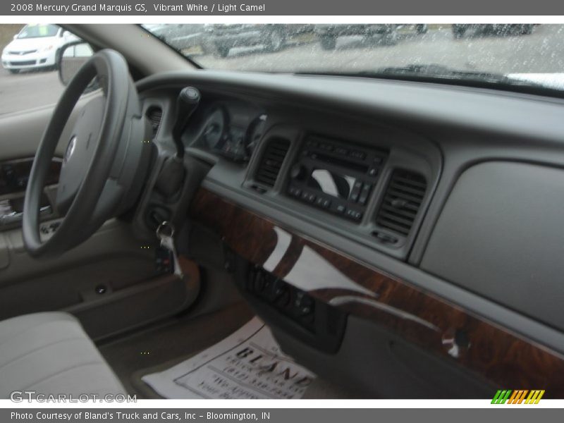 Vibrant White / Light Camel 2008 Mercury Grand Marquis GS