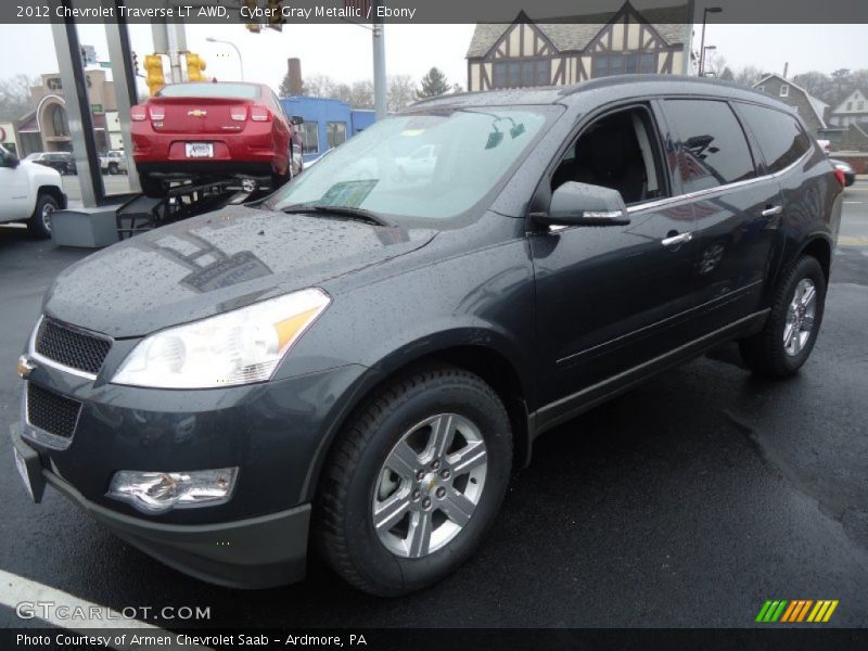 Front 3/4 View of 2012 Traverse LT AWD