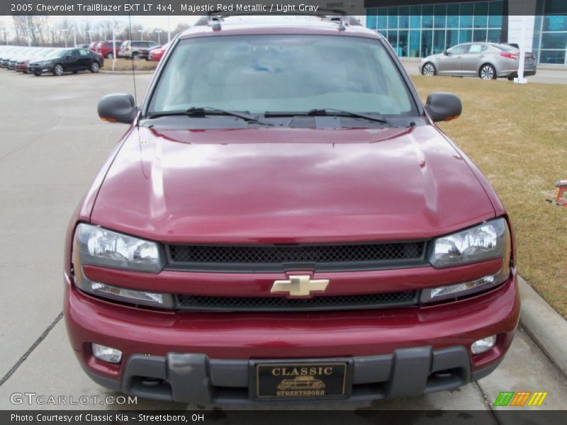Majestic Red Metallic / Light Gray 2005 Chevrolet TrailBlazer EXT LT 4x4