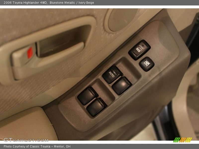 Bluestone Metallic / Ivory Beige 2006 Toyota Highlander 4WD