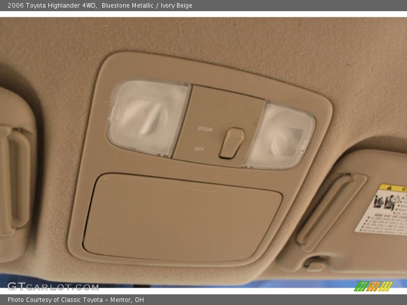 Bluestone Metallic / Ivory Beige 2006 Toyota Highlander 4WD