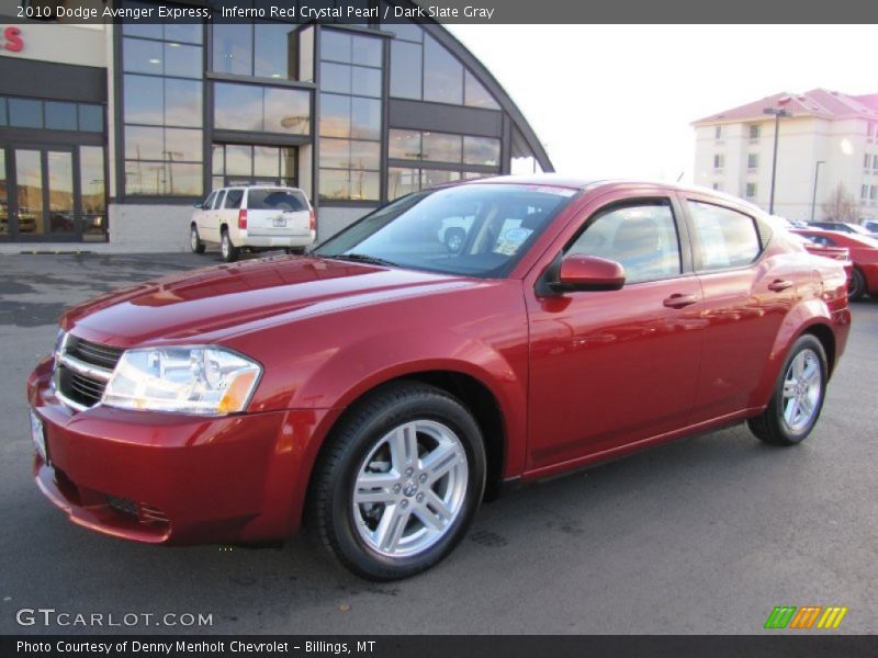 Front 3/4 View of 2010 Avenger Express