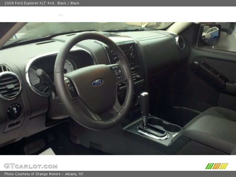 Black / Black 2009 Ford Explorer XLT 4x4