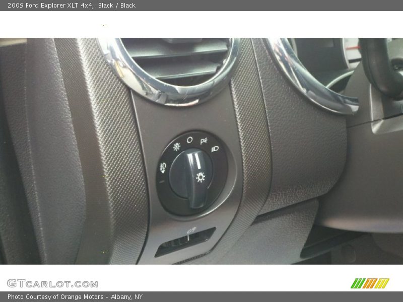 Black / Black 2009 Ford Explorer XLT 4x4