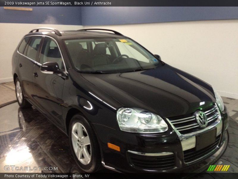 Black Uni / Anthracite 2009 Volkswagen Jetta SE SportWagen
