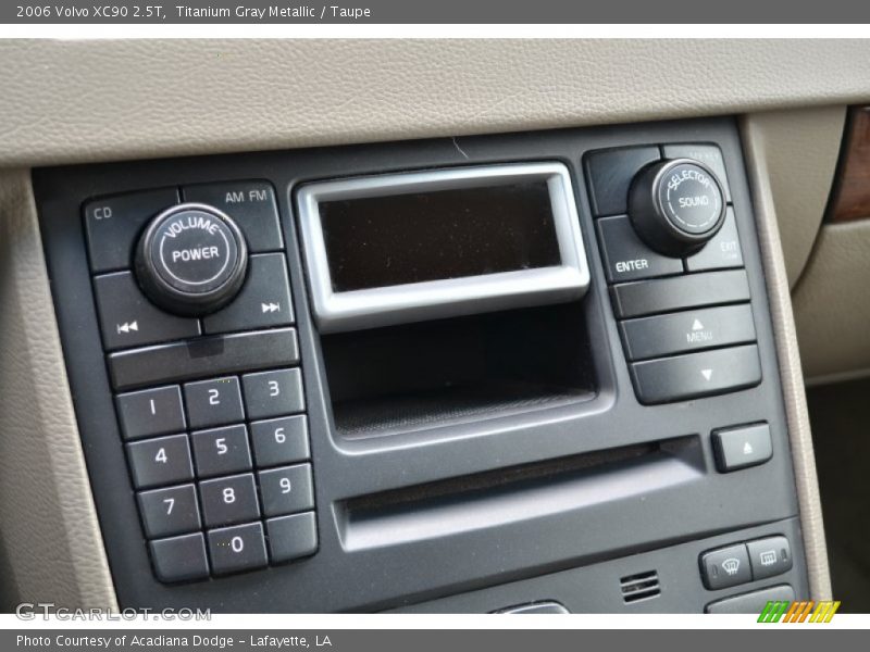 Audio System of 2006 XC90 2.5T