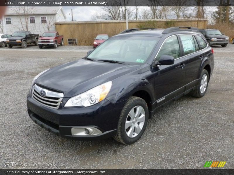 Deep Indigo Pearl / Warm Ivory 2012 Subaru Outback 2.5i