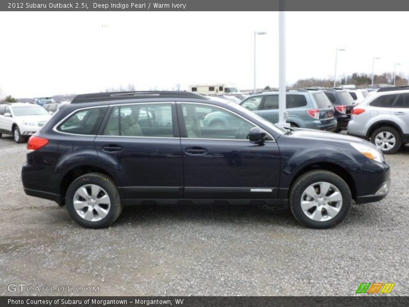 Deep Indigo Pearl / Warm Ivory 2012 Subaru Outback 2.5i