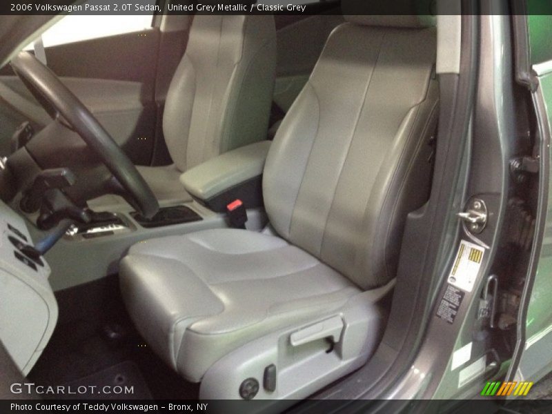 United Grey Metallic / Classic Grey 2006 Volkswagen Passat 2.0T Sedan