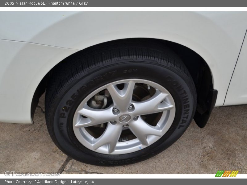 Phantom White / Gray 2009 Nissan Rogue SL
