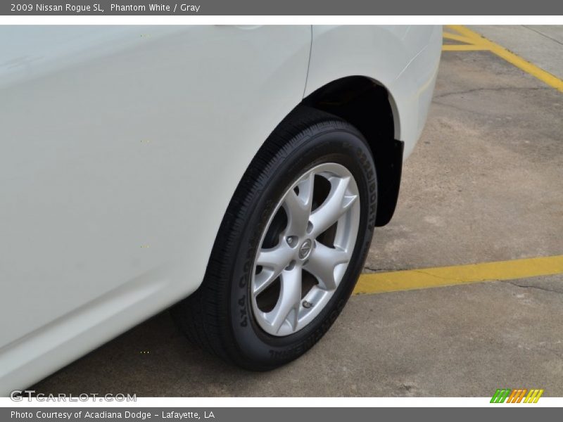Phantom White / Gray 2009 Nissan Rogue SL