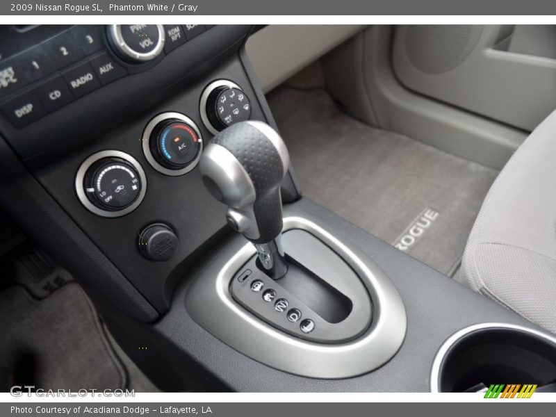 Phantom White / Gray 2009 Nissan Rogue SL