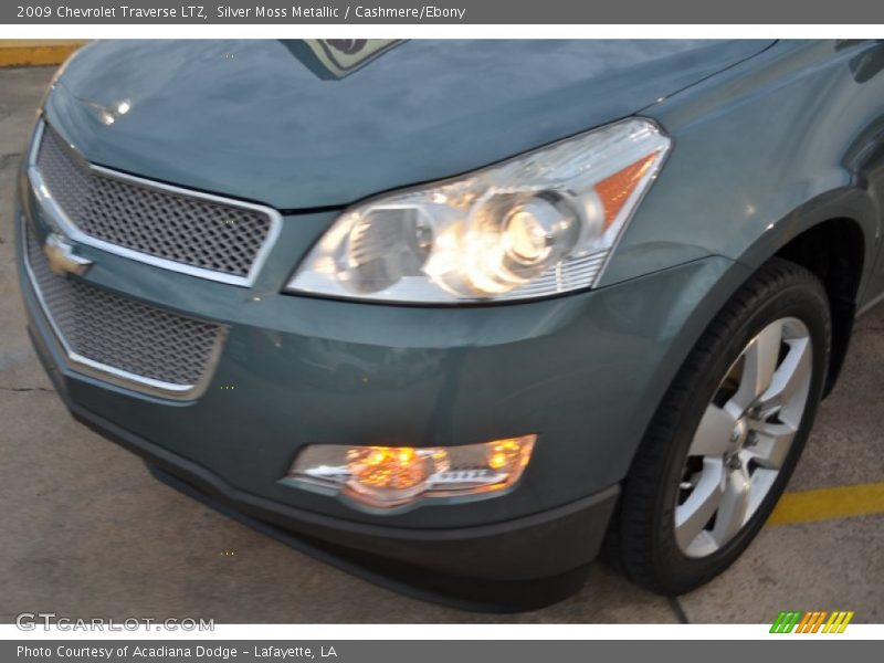 Silver Moss Metallic / Cashmere/Ebony 2009 Chevrolet Traverse LTZ
