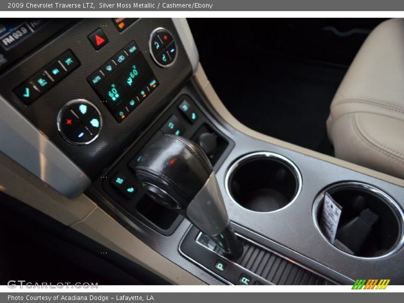 Silver Moss Metallic / Cashmere/Ebony 2009 Chevrolet Traverse LTZ