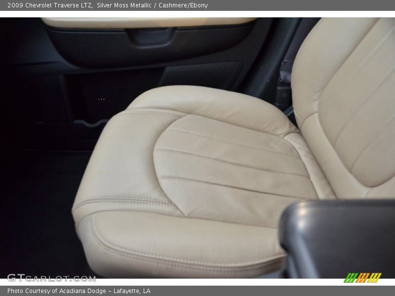 Silver Moss Metallic / Cashmere/Ebony 2009 Chevrolet Traverse LTZ