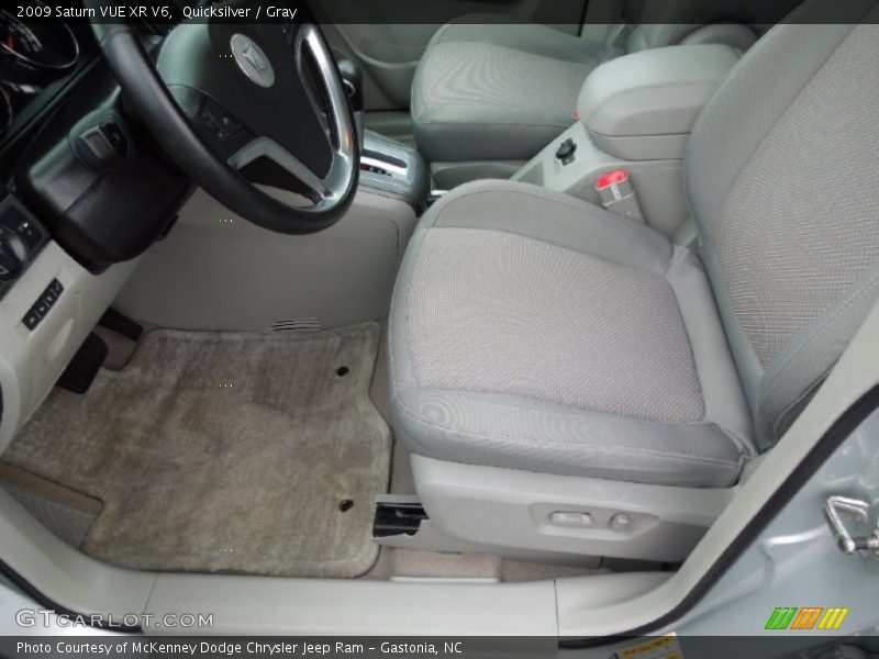 Quicksilver / Gray 2009 Saturn VUE XR V6