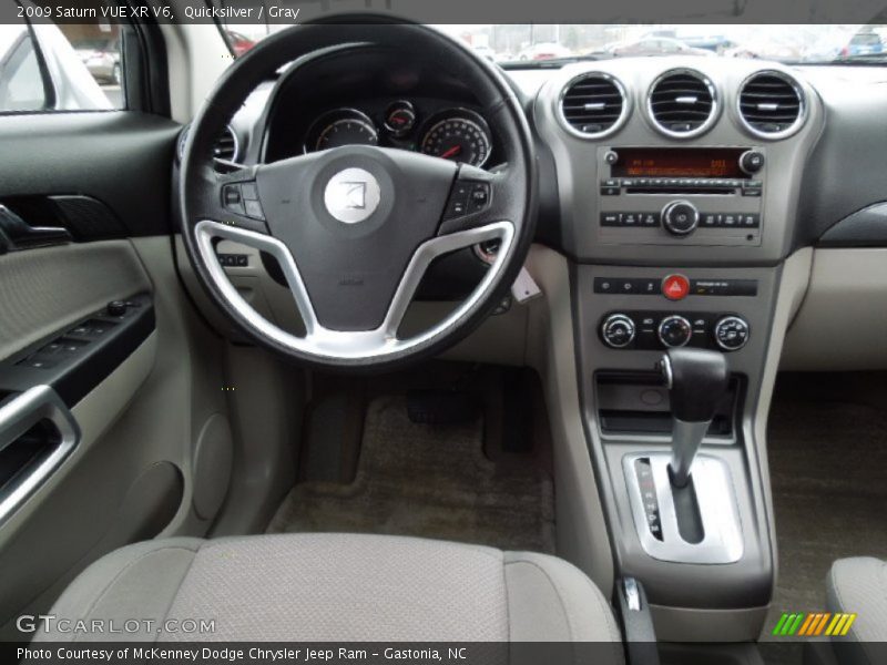 Quicksilver / Gray 2009 Saturn VUE XR V6