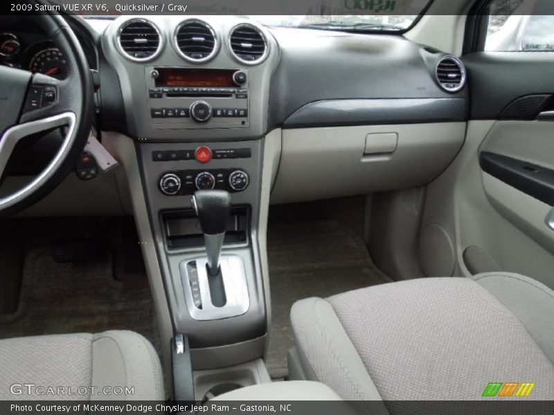 Quicksilver / Gray 2009 Saturn VUE XR V6