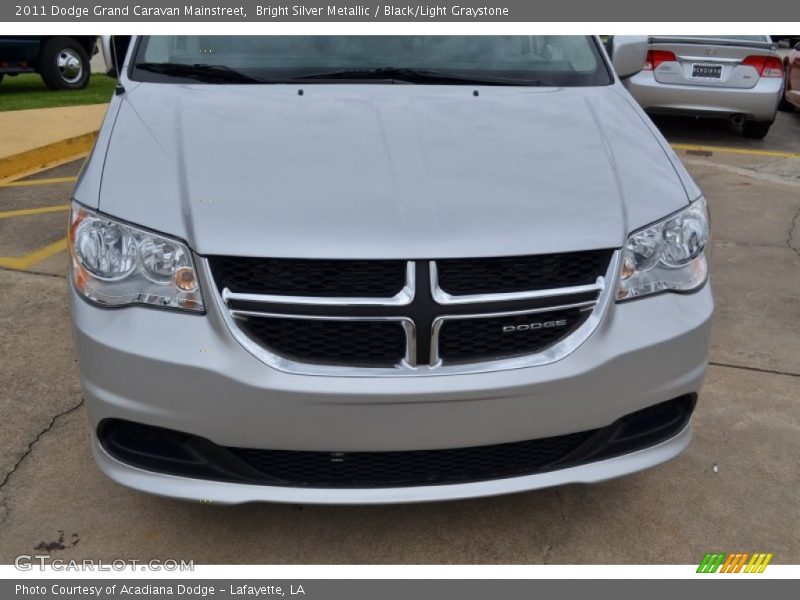 Bright Silver Metallic / Black/Light Graystone 2011 Dodge Grand Caravan Mainstreet